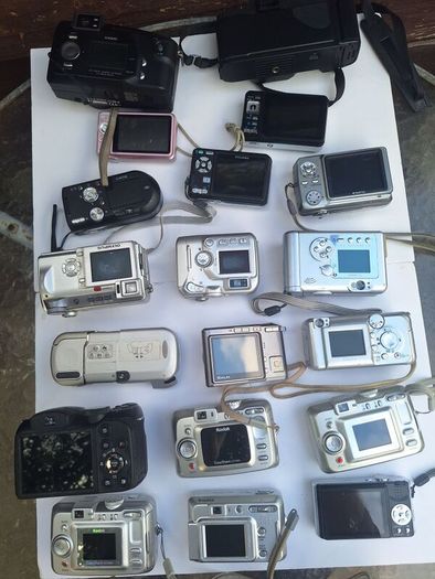 Joblot of digital cameras