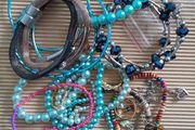 BRACELETS  - Necklace - Rings Lot