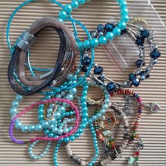 BRACELETS  - Necklace - Rings Lot