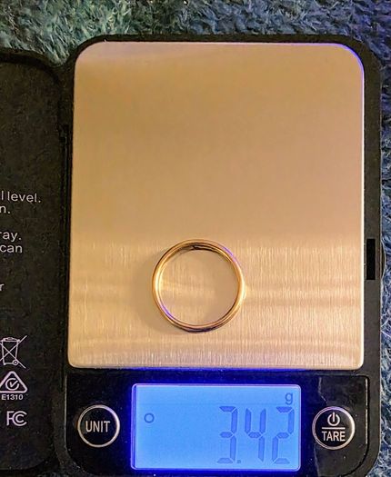 1910 18ct Gold Wedding Ring size 0