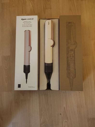 Dyson Airstrait - Wet to Dry Straightener - Nickel/Copper