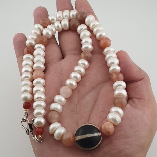 Authentic Fresh Water Pearls & Moon Stone With Melon Shape Agate Gemstone Pendant Necklace
