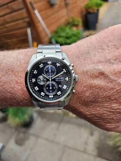 Watch Orient Chronograph.