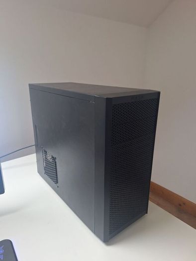 Complete 1080p Esports & Streaming Setup | RTX 2060 Super | 32GB RAM | Dual 144Hz Monitors | Full Razer Gear