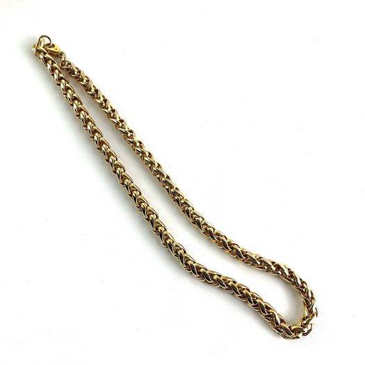 Vintage gold tone necklace