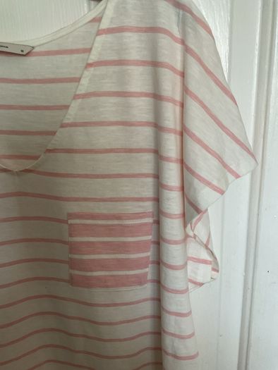 Ladies top size 18