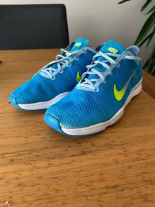Nike Zoom Runners Size 5.5