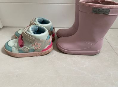 Baby shoes