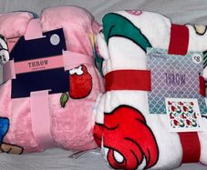 2X new Disney throws
