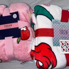2X new Disney throws