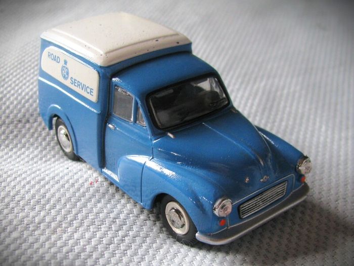 Diecast Model Morris Minor 1000 Van RAC - Collectable Oxford Diecast 1:43