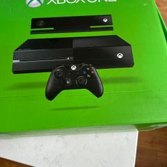 Xbox one fully boxed and working