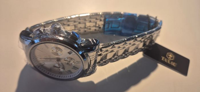 TAXAU Men's Silver Chronograph Watch - Brand New