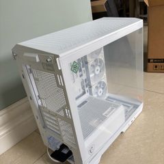 white pc case