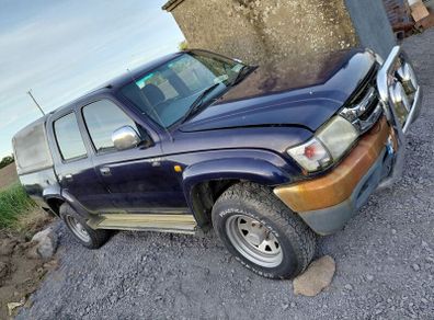 toyota hilux parts