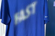 ladies nike top