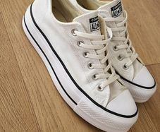 Womens Footwear