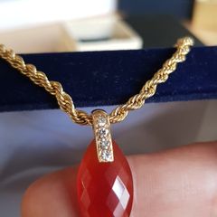 14 ct gold pendant with Carneol stone and diamonds