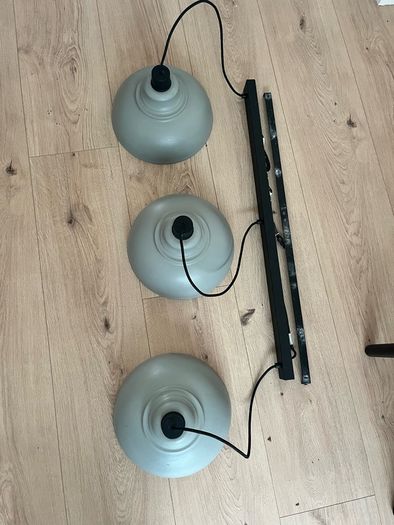Ceiling pendant light