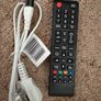 Samsung 32 inch TV with full motion wall mount bracket Image 2