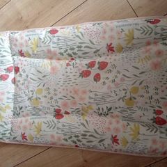 baby changing mat