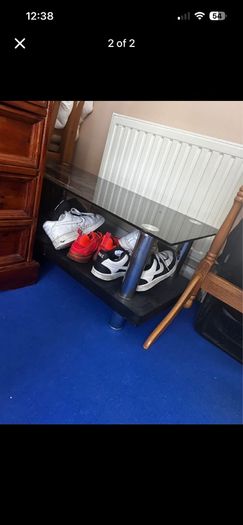 Tv stand