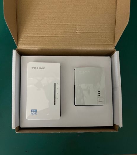 TP-Link AV500 Wi-Fi Powerline Extender Kit Brand New