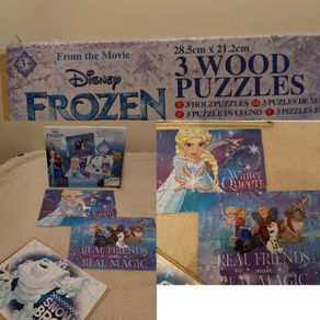 Disney Frozen Wooden Puzzles x 3 in Wooden Storage Tray