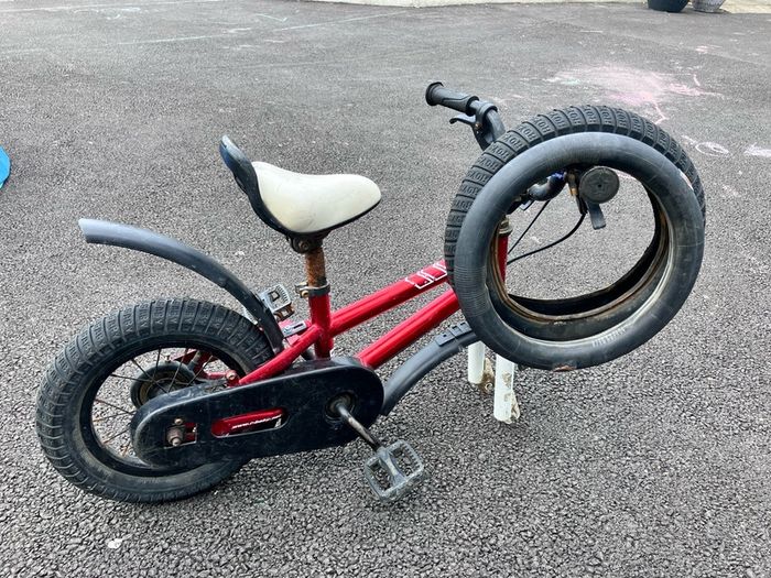Royal baby 12 inch (needs front wheel)