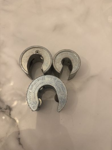 pipe cutters