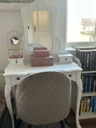 Vanity with mirror