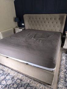 superking bed with excellent storage capacity and luxury mattress
