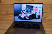 Apple MacBook Pro 15" 2019 / 512GB SSD / Warranty /