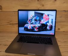 Apple MacBook Pro 15" 2019 / 512GB SSD / Warranty /