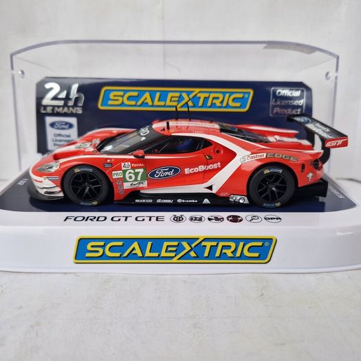 Scalextric Ford GT GTE #67 Slot Car ( C4213 supercar Gt endurance touring Le Mans )