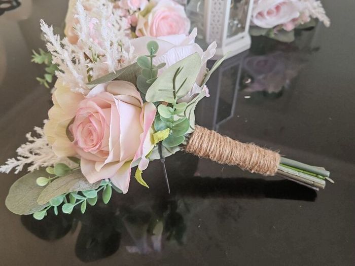 wedding pew ends decor