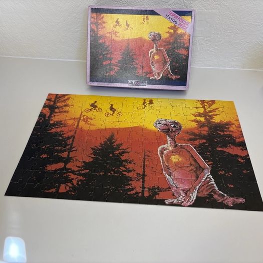 Vintage 1982 Et Puzzle With Poster