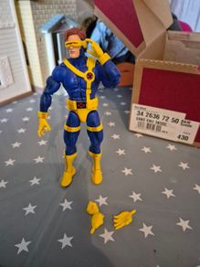 marvel legends cyclops vhs card