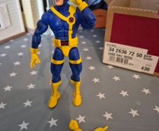 marvel legends cyclops vhs card