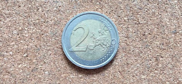 2 euro coin