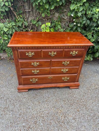 Mahogany Chest of Drawers