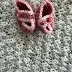 knitting  baby  blanket