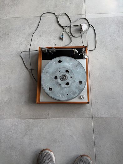 thorens turntable