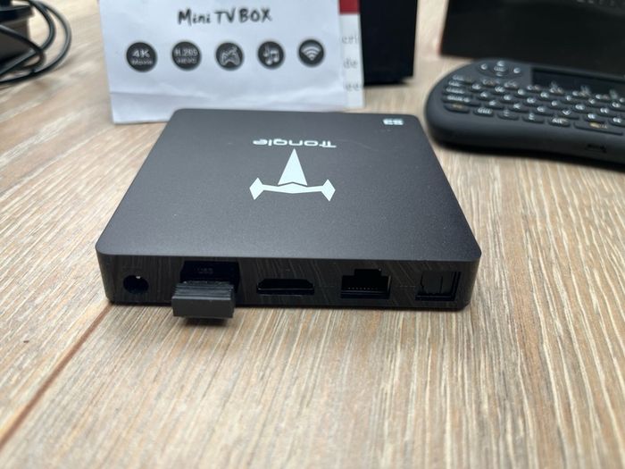 Trongle S3 - 4K Mini TV Box & Mini Keyboard Remote