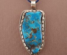 Vintage Turqouise & Brass Beatiful Desgin Pendant