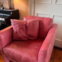 Vintage armchair / reading chair