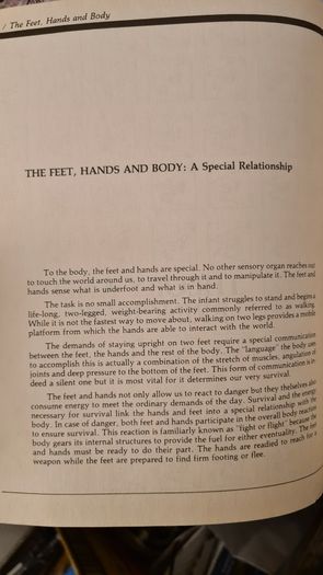 Hand And Food Reflexology. By Kevin And Barbra Kunz. The Unique Self-health Approach To Wellness. Large Volume Paperback In Good Condition.