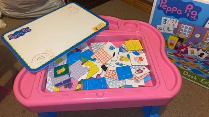 Peppa Pig Desk