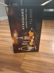 Cocktail mixer set