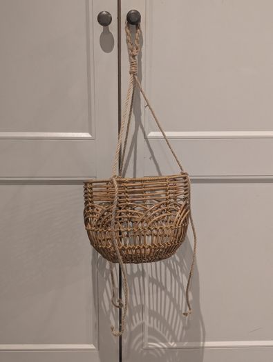 Rattan planter/ basket